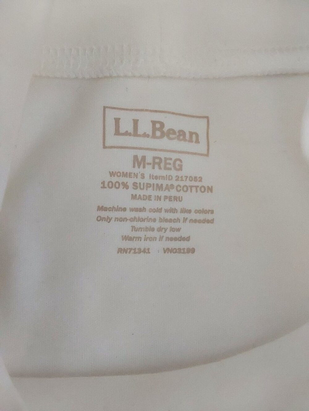 L.L. Bean Like New Supima Cotton White Long-Sleeved Mock Turtleneck Tshirt M-Reg - Picture 5 of 5